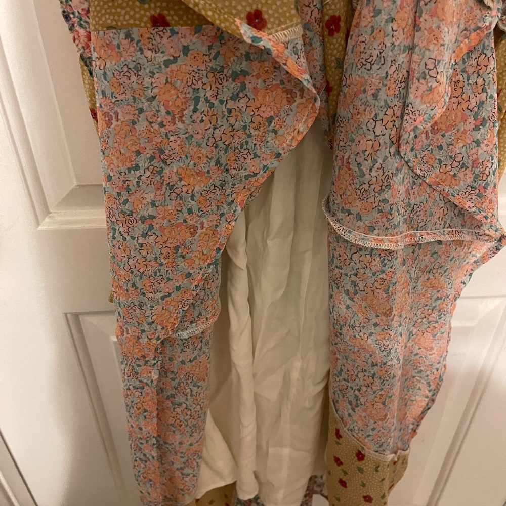Charming Floral Ruffle Dress - Picture 5 of 6